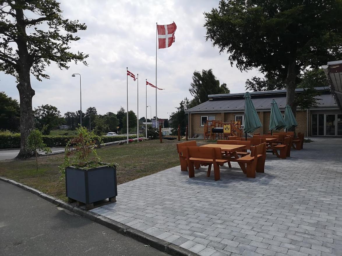 Sdr. Omme Kro & Hotel Exterior foto